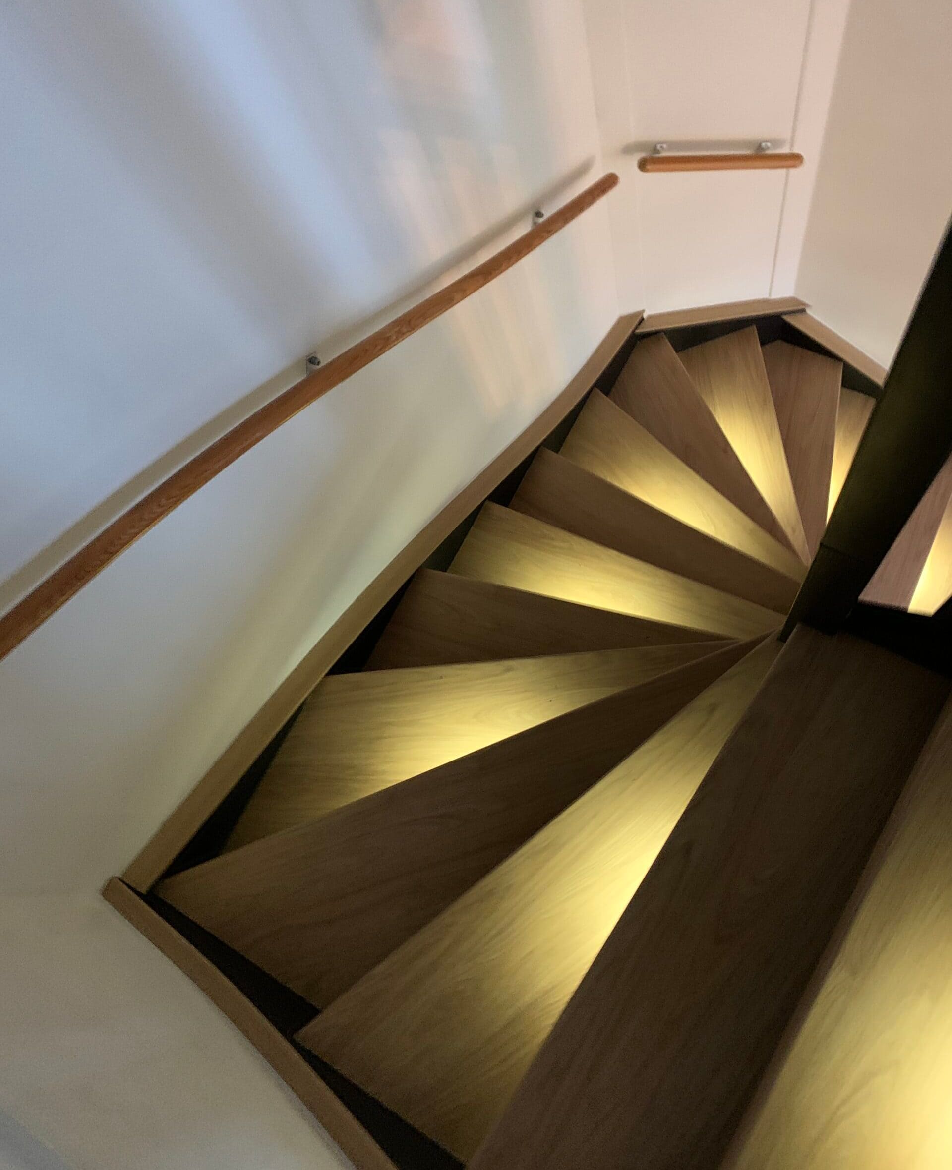 Offerte aanvragen | Star Stairs Traprenovaties