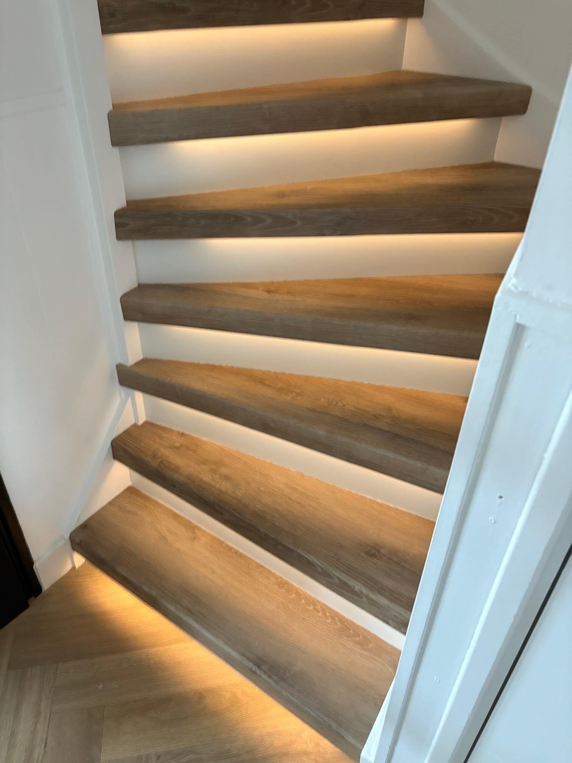 Smoked Elba traprenovatie | Star Stairs Traprenovatie