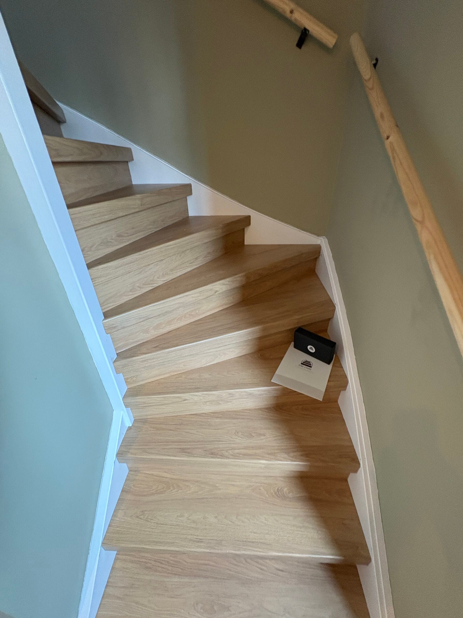Inspiratie Hickory Masonic Eiken traprenovatie | Star Stairs Traprenovatie