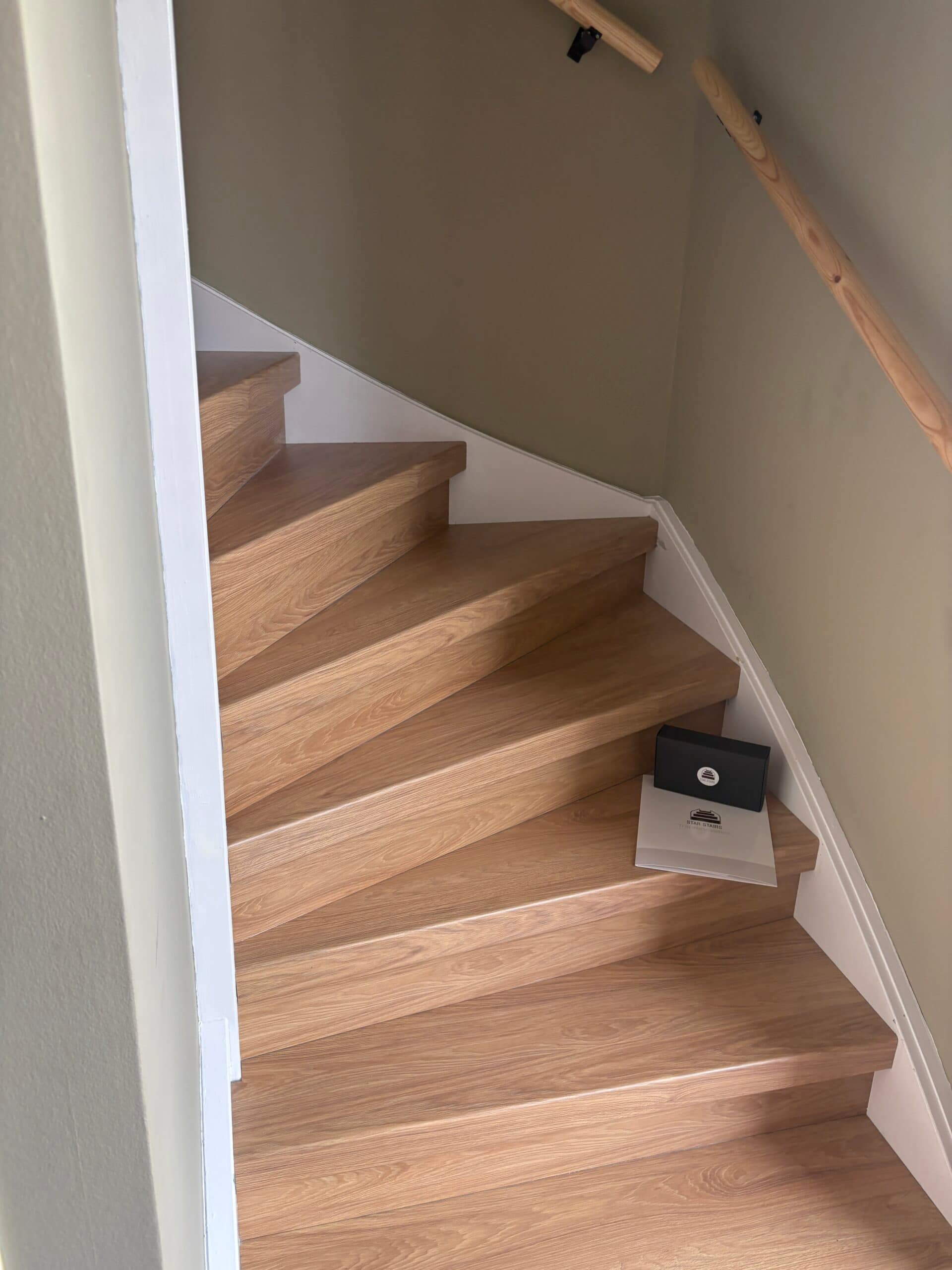 Inspiratie Hickory Masonic Eiken traprenovatie | Star Stairs Traprenovatie